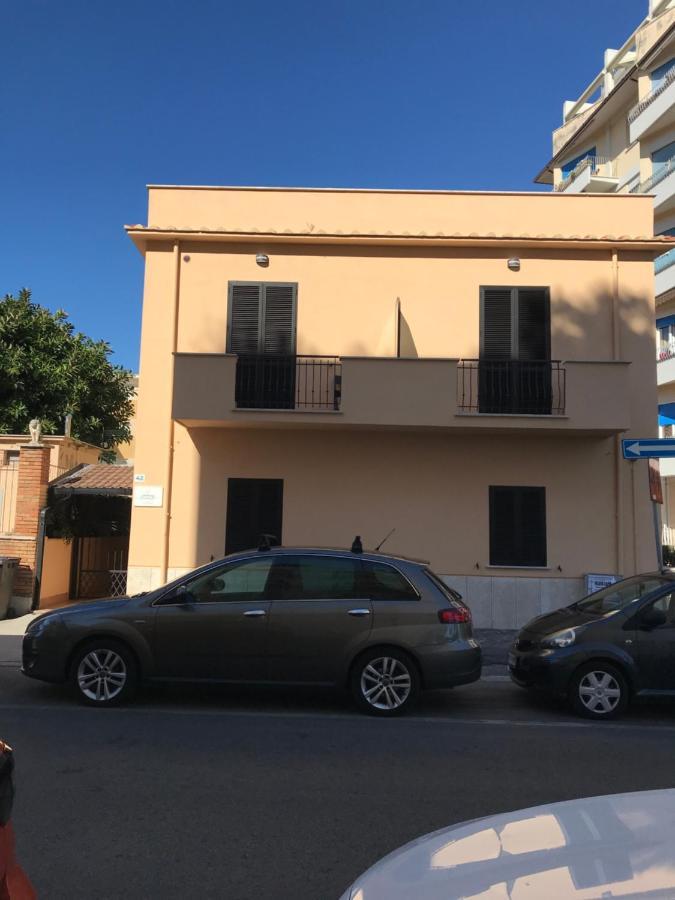 טרצ'ינה B E B Riviera Di Levante מראה חיצוני תמונה